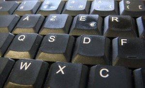 Faites appel à un cabinet spécialisé dans la comptabilité et la saisie de donnée.