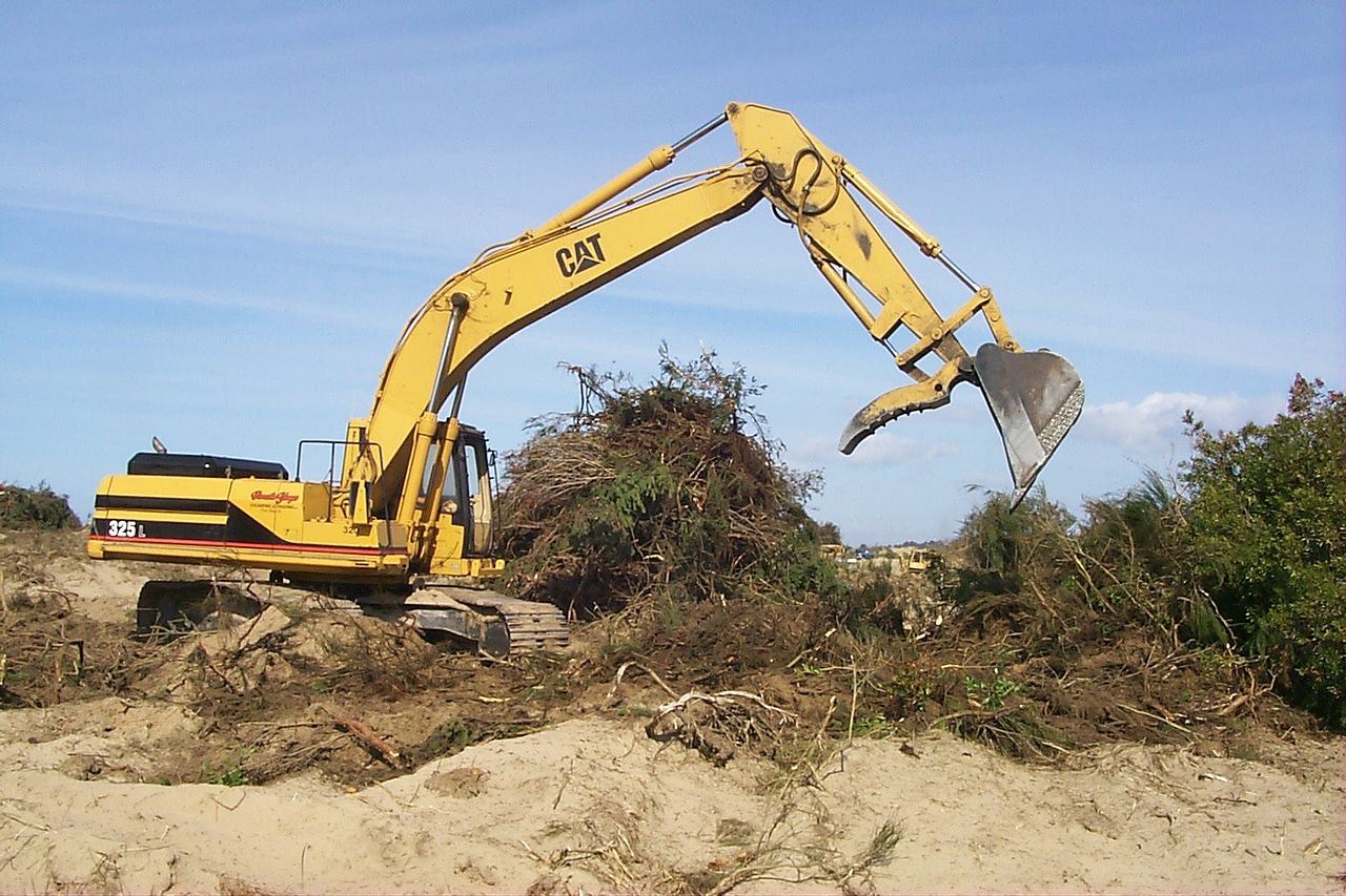 Disposant du matériel approprié, GAT06 peut répondre à tous vos besoins en terrassement.