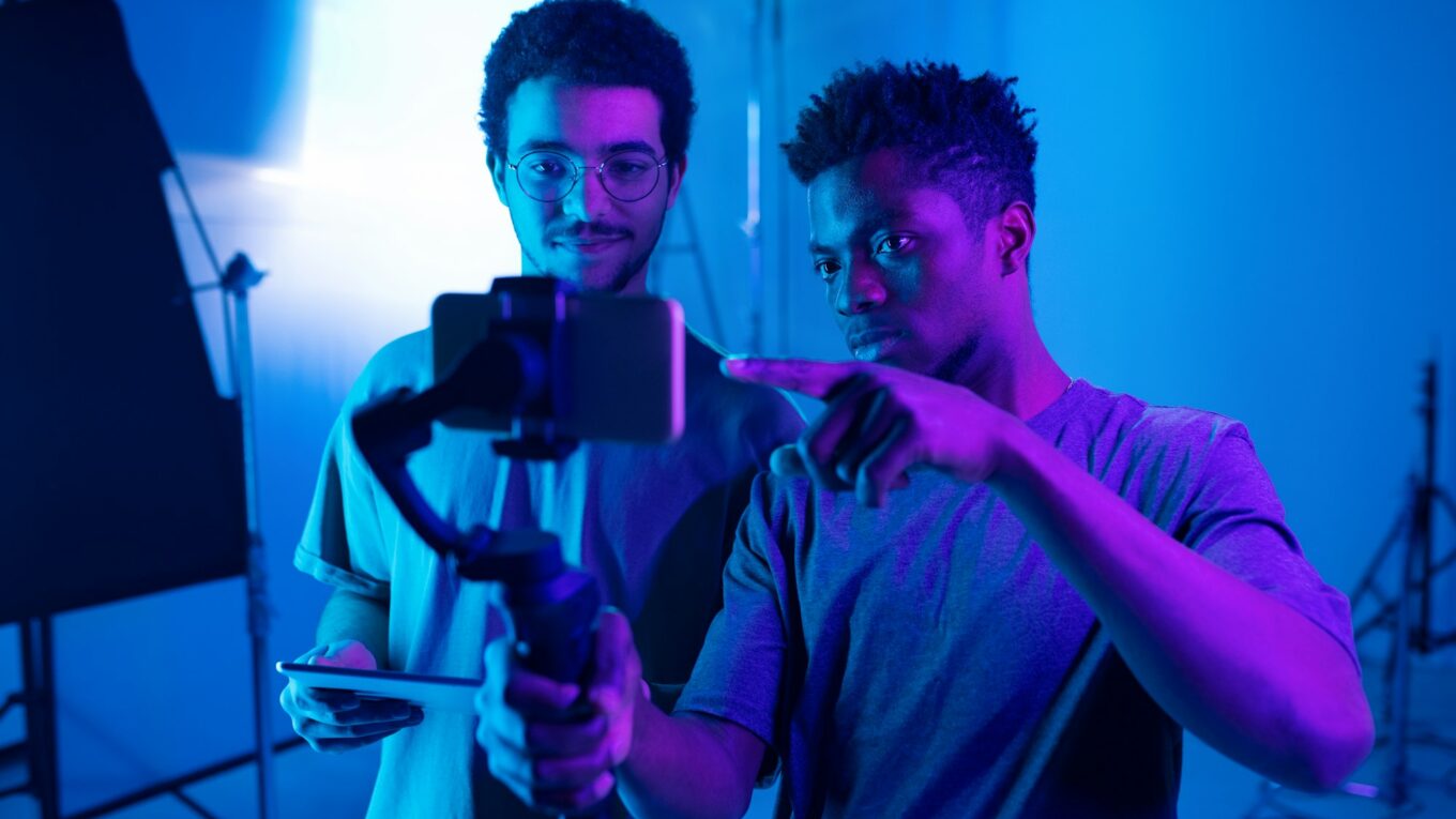 Operator discussing content with director